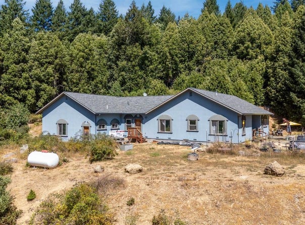 Laytonville, CA 95454