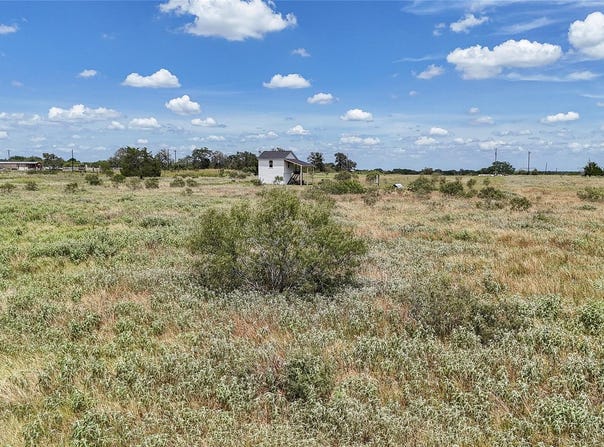 Fox Ln lot: 1, Lockhart, TX 78644