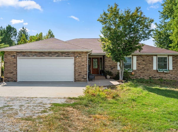 165 Fairview Road, Sparta, MO 65753