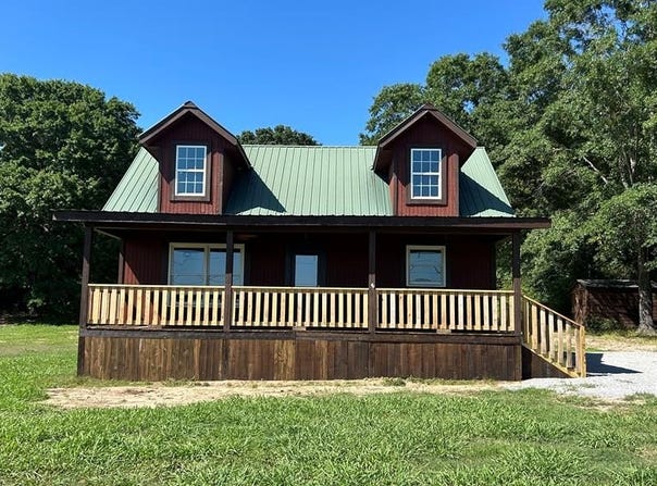 975 Goucher School Rd, Gaffney, SC 29340