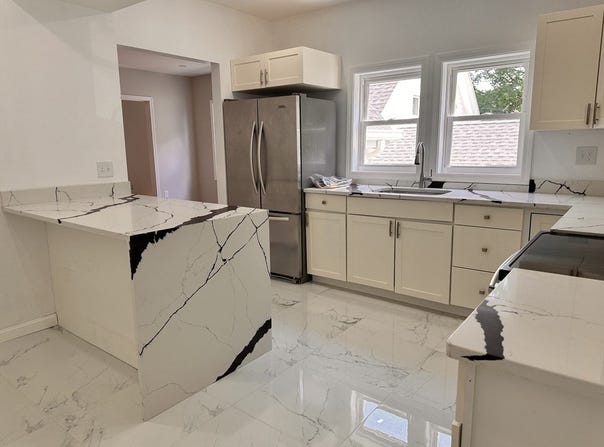 524 Howard St, Lawrence, MA 01841