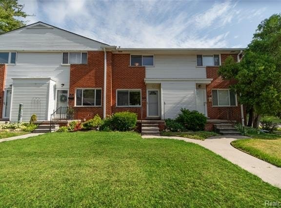 502 W Houstonia Avenue, Royal Oak, MI 48073