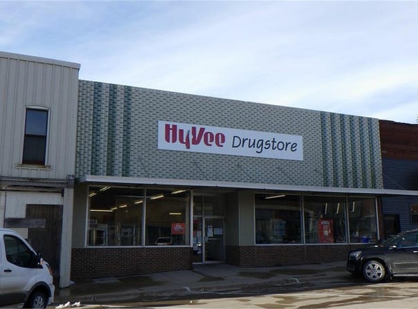 109/113 N 3RD ST, Laurens, IA 50554