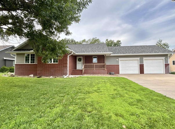 505 Randolph Rd, McPherson, KS 67460