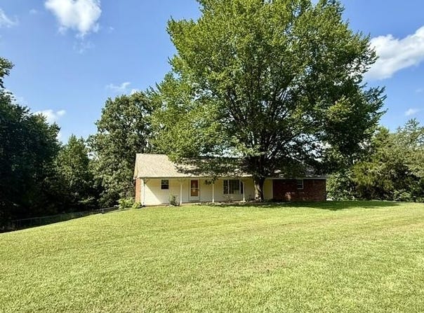 2455 Rabbit Creek Rd., BUCHANAN, TN 38222