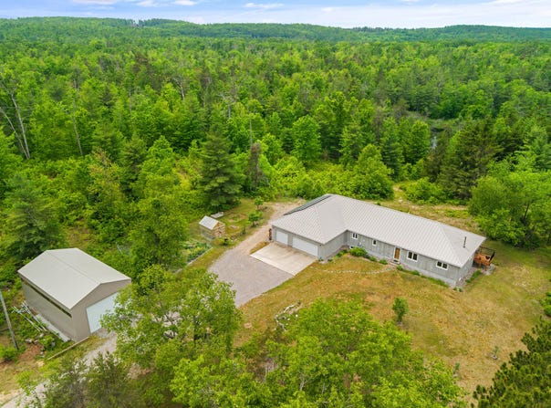 2401 Pearsall Road, Fairview, MI 48621