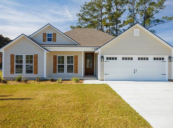 601 Katherine Lane, Hahira, GA 31632