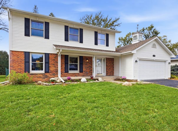 962 Kentucky Lane, Elk Grove Village, IL 60007