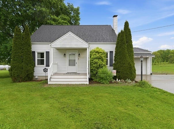344 Winfield Road, Cabot, PA 16023