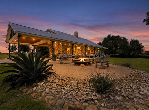 7835 Berger Rd, Schulenburg, TX 78956