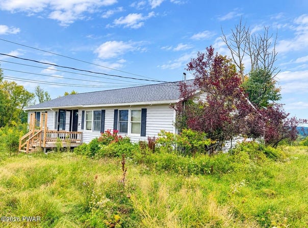 2316 Hancock Highway, Equinunk, PA 18417