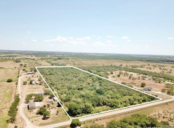 5440 Tabberer, Poteet, TX 78065