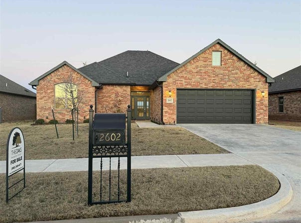 2602 SW 68th ST, Lawton, OK 73505