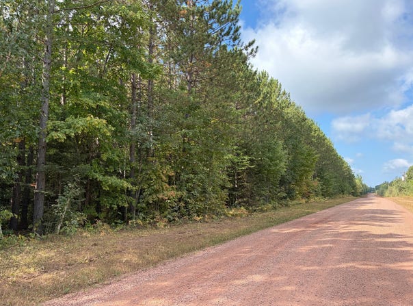ON FREBURGS RD, Saxon, WI 54559