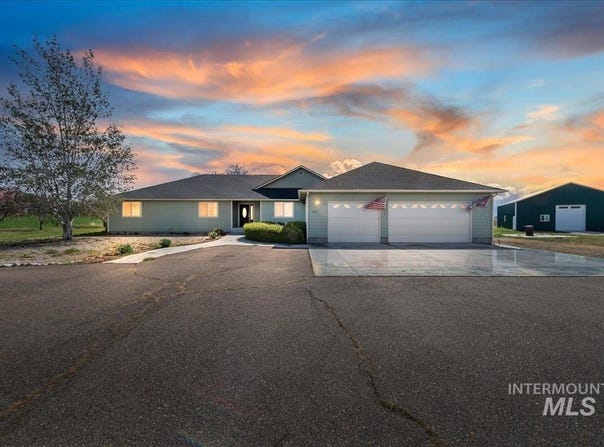 2393 NE 21st St, Payette, ID 83661