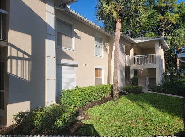 709 Landover Cir, NAPLES, FL 34104