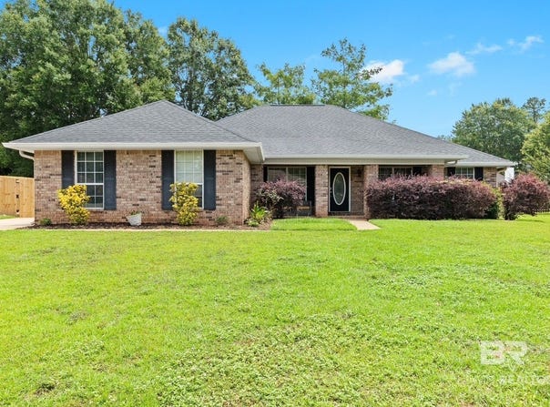 134 Destrehan Road, Fairhope, AL 36532