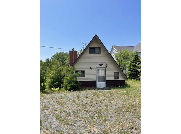 55 S Lighthouse Drive, Mears, MI 49436