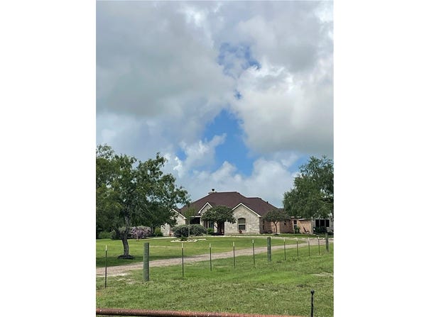 5937 Hidden Valley Lp, Sandia, TX 78383