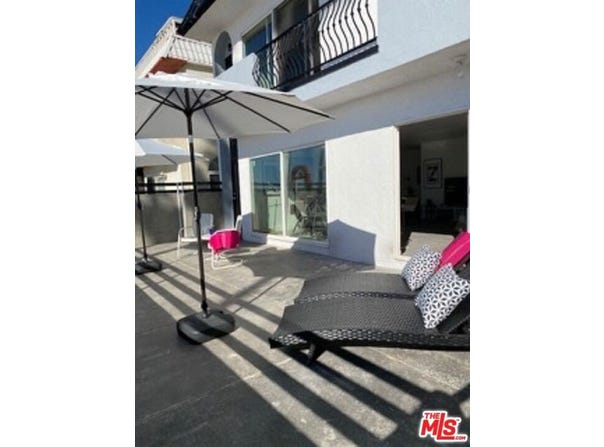 2609 Ocean Front Walk, Venice, CA 90291