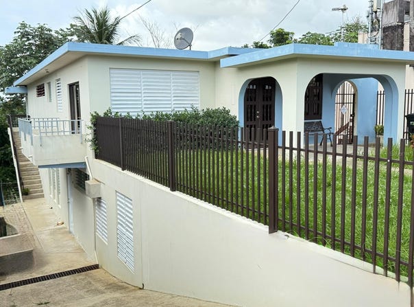 94 ALBIZU CAMPOS, LARES, 00669