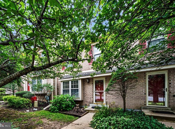 604 SHROPSHIRE DR, WEST CHESTER, PA 19382