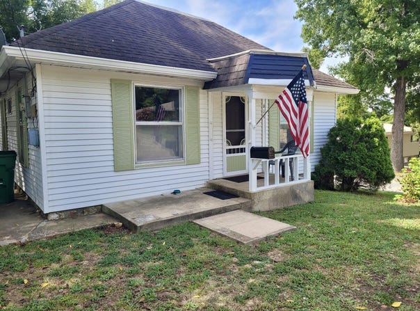 611 Spruce Street, Thayer, MO 65791