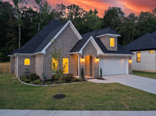 7166 Moonview Place, Benton, AR 72019