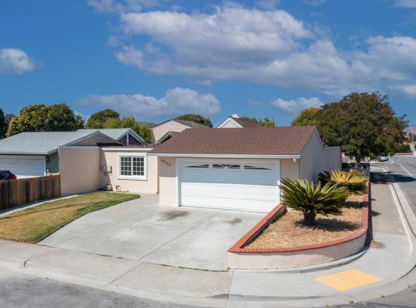 33260 Lake Oneida Street, Fremont, CA 94555