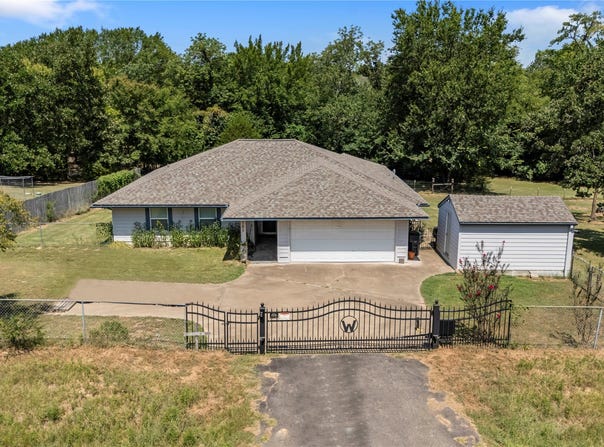 780 S Fm 17, Alba, TX 75410