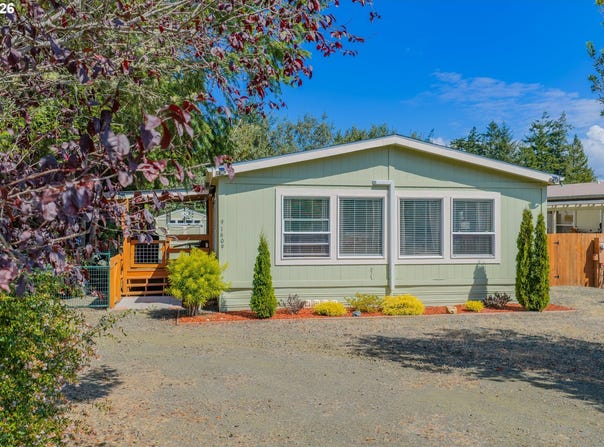 91609 PLUMMER Dr, CoosBay, OR 97420