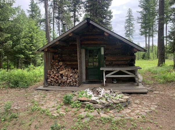 Cabin, Wallowa, OR 97885