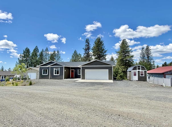 801 Washington St., Deary, ID 83823
