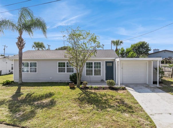 2 ROBBEN Terrace, DAYTONA BEACH, FL 32118