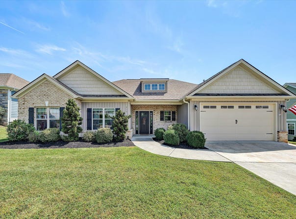 213 Mountain Brook Dr, Roanoke, VA 24012