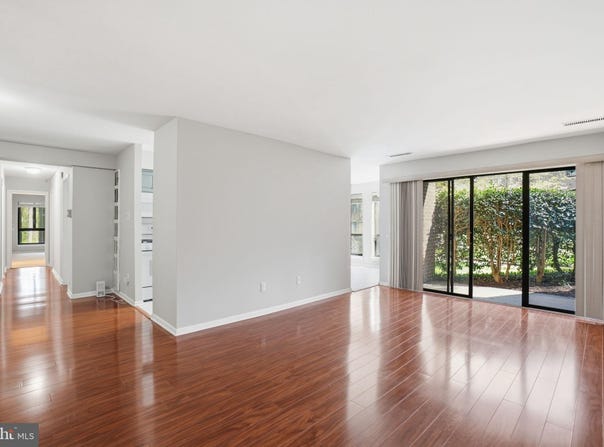 11228 CHESTNUT GROVE Square, RESTON, VA 20190