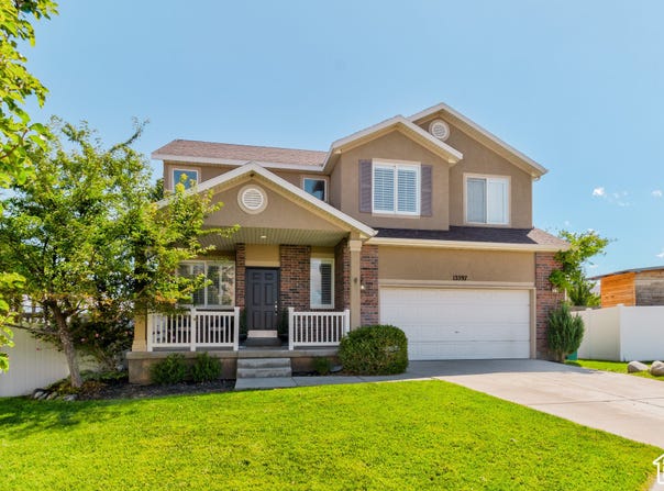 13597 S FIRETIP Ct, Riverton, UT 84096