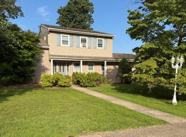 67 Coventry Rd, Wayne Twp., NJ 07470-4184