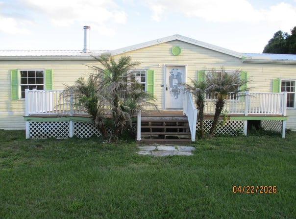 5754 NE 4th Lane, Okeechobee, FL 34974