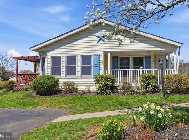 7 JUNIPER Circle, NEW HOPE, PA 18938