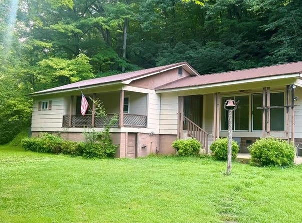 5191 Ky 1087 E, Mousie, KY 41839