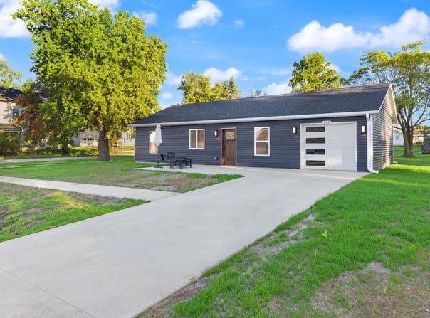302 Madison Street, Macon, MO 63552