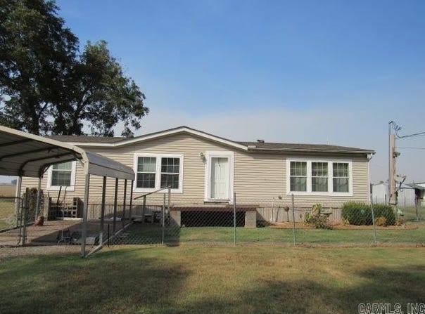 711 England Avenue, England, AR 72046