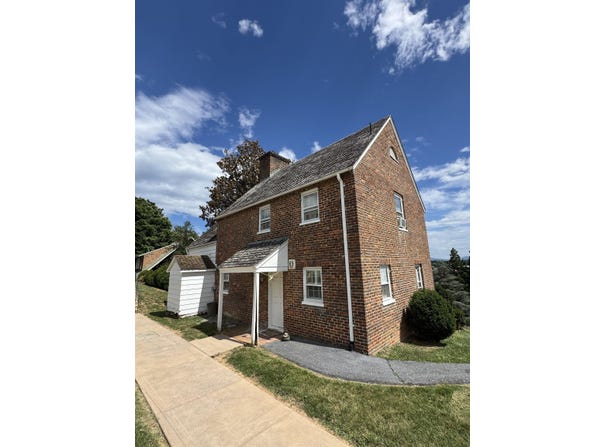 249 SYCAMORE ST, STAUNTON, VA 24401