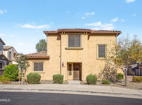 26329 N BABBLING BROOK Drive, Phoenix, AZ 85083
