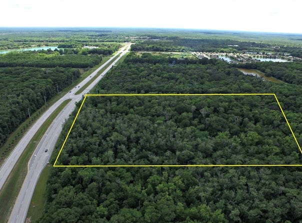W Indian River Boulevard, EDGEWATER, FL 32132