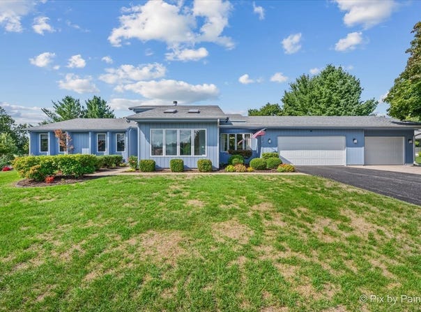 5976 Targee Trail, Roscoe, IL 61073
