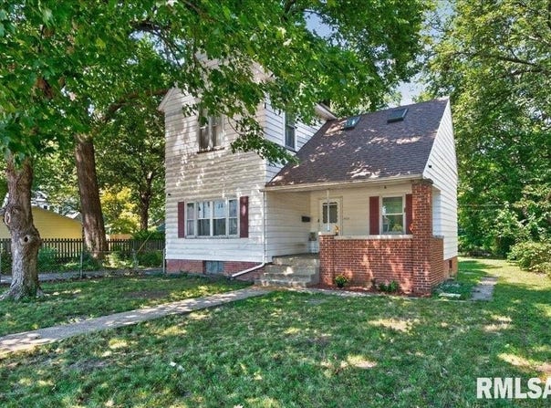 1023 Governor Street, Springfield, IL 62704