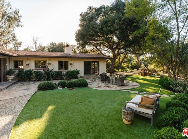 20521 Cheney Dr, Topanga, CA 90290