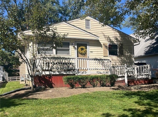 560 Baldwin Avenue, Elyria, OH 44035